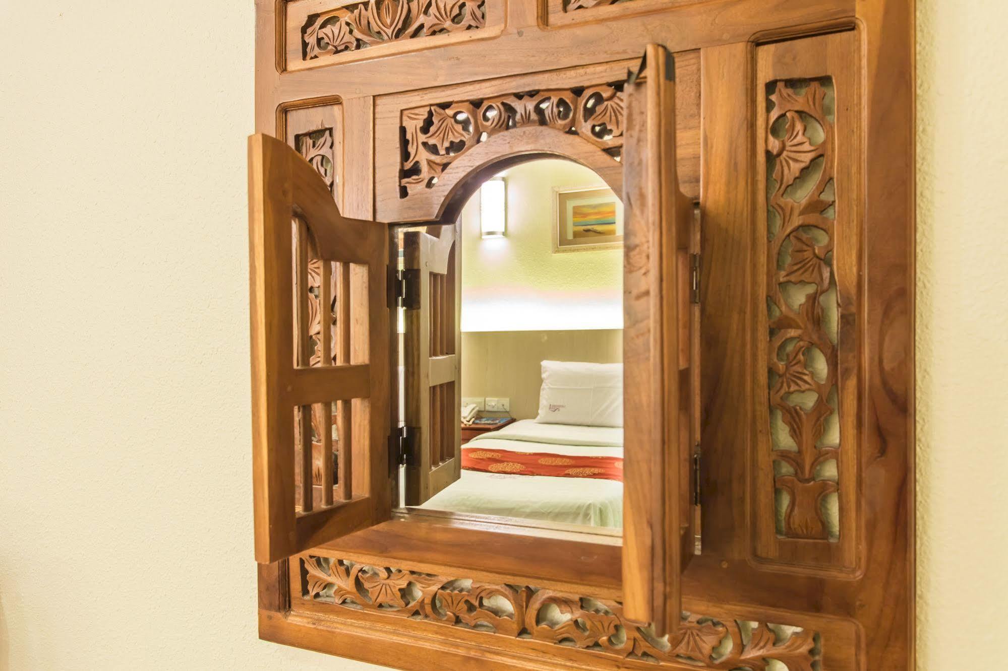 Lavender Inn Permas Jaya Johor Bahru Kültér fotó