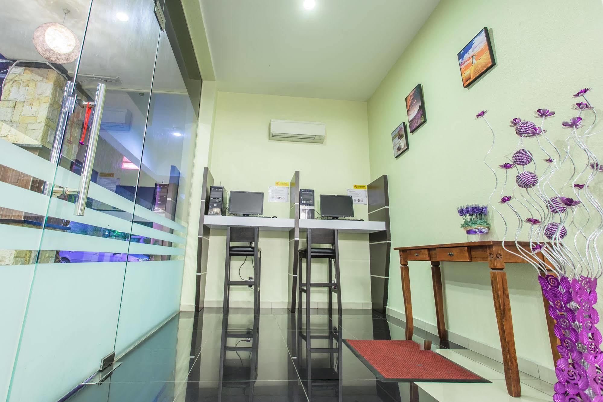 Lavender Inn Permas Jaya Johor Bahru Kültér fotó